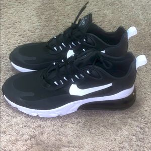 Nike Air Max 270 React